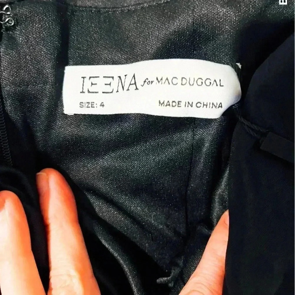 NWT Mac Duggal Spaghetti Strap Center Bow Balloon Mini Dress in Black Size 4 - Picture 7 of 10